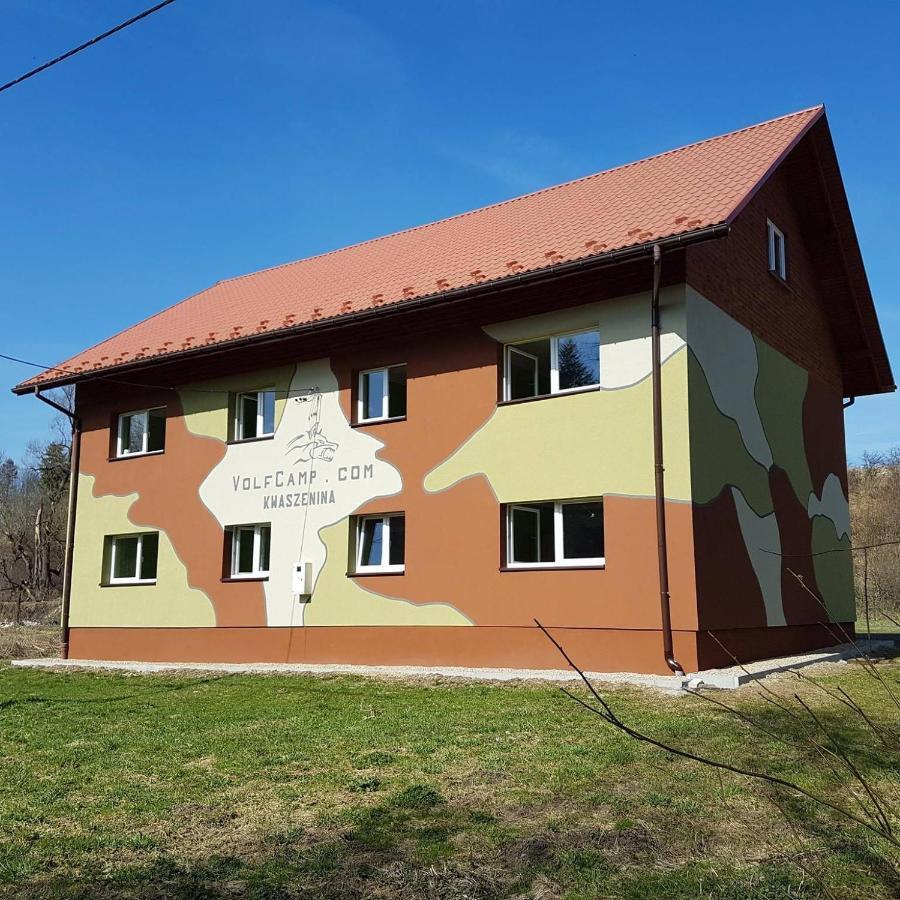 Appartement Osrodek Volfcamp Kwaszenina à Arłamów Extérieur photo